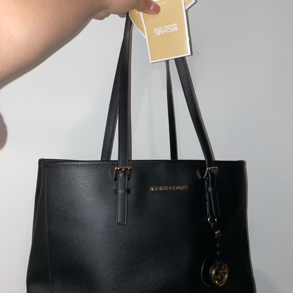 MK tote